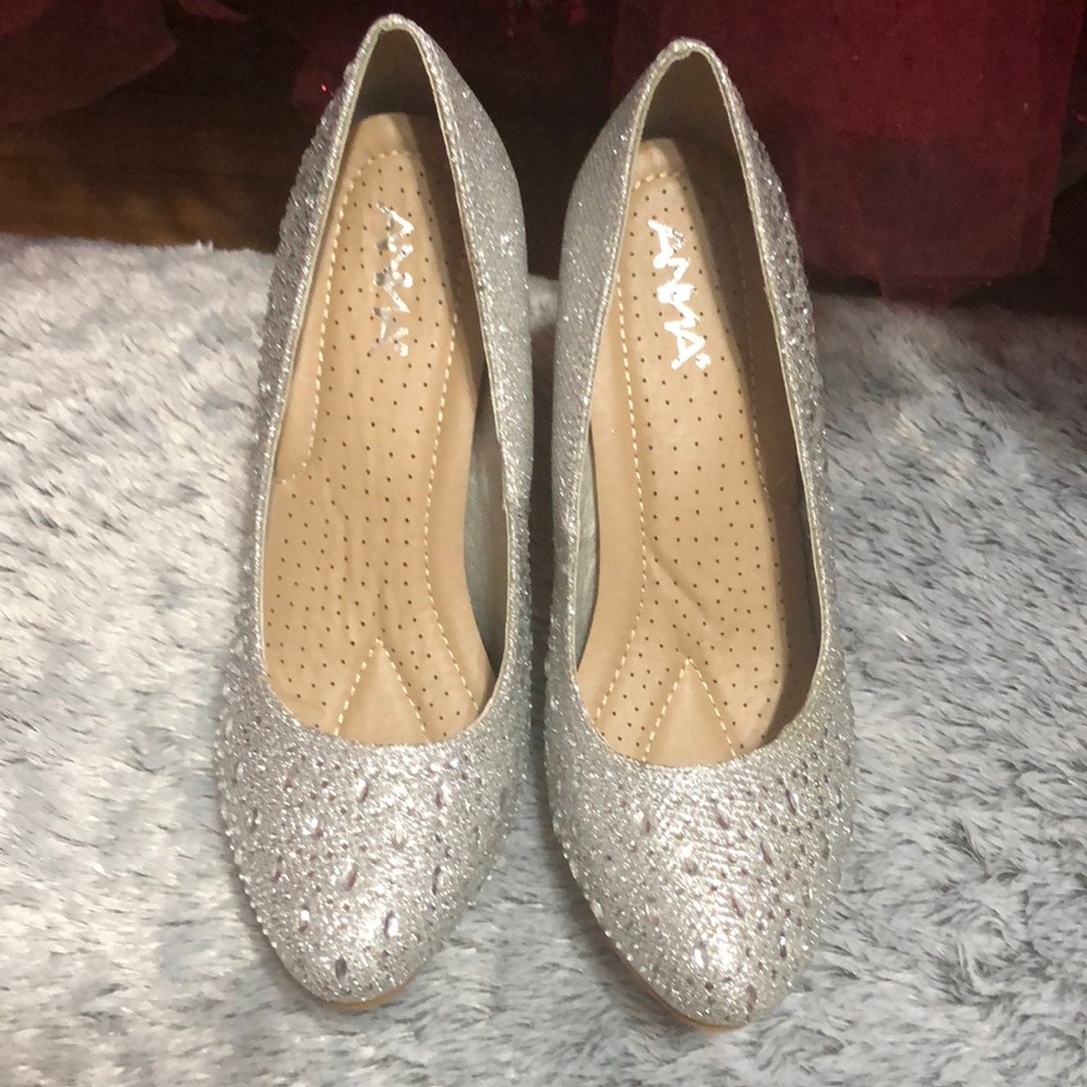 ANNA//Silver high heels 🤍
